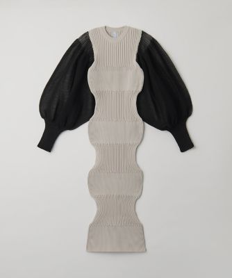 ＜CFCL (Women)＞ＦＬＵＴＥＤ　ＬＵＣＥＮＴ　ＬＯＮＧ　ＰＵＦＦ　ＳＬＥＥＶＥ　ＤＲＥＳＳ